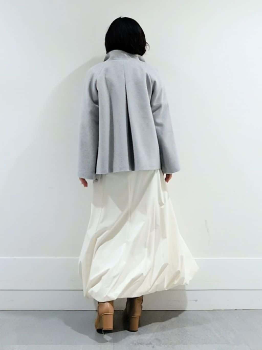 ミズタさんの「UNTITLED｜【着回しが効く／オンオフアウター】ウールショートコート」を使ったコーディネート