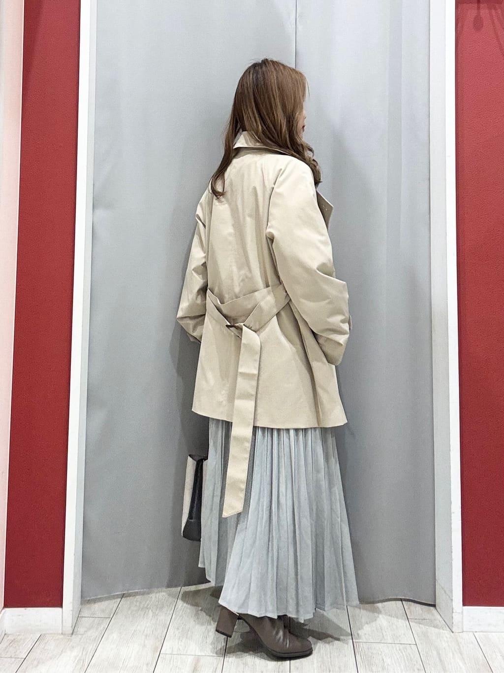 shioさんの「SHOO･LA･RUE｜【洗濯機可/S-LL】きれいめにもカジュアルにも スエードライク プリーツスカート」を使ったコーディネート