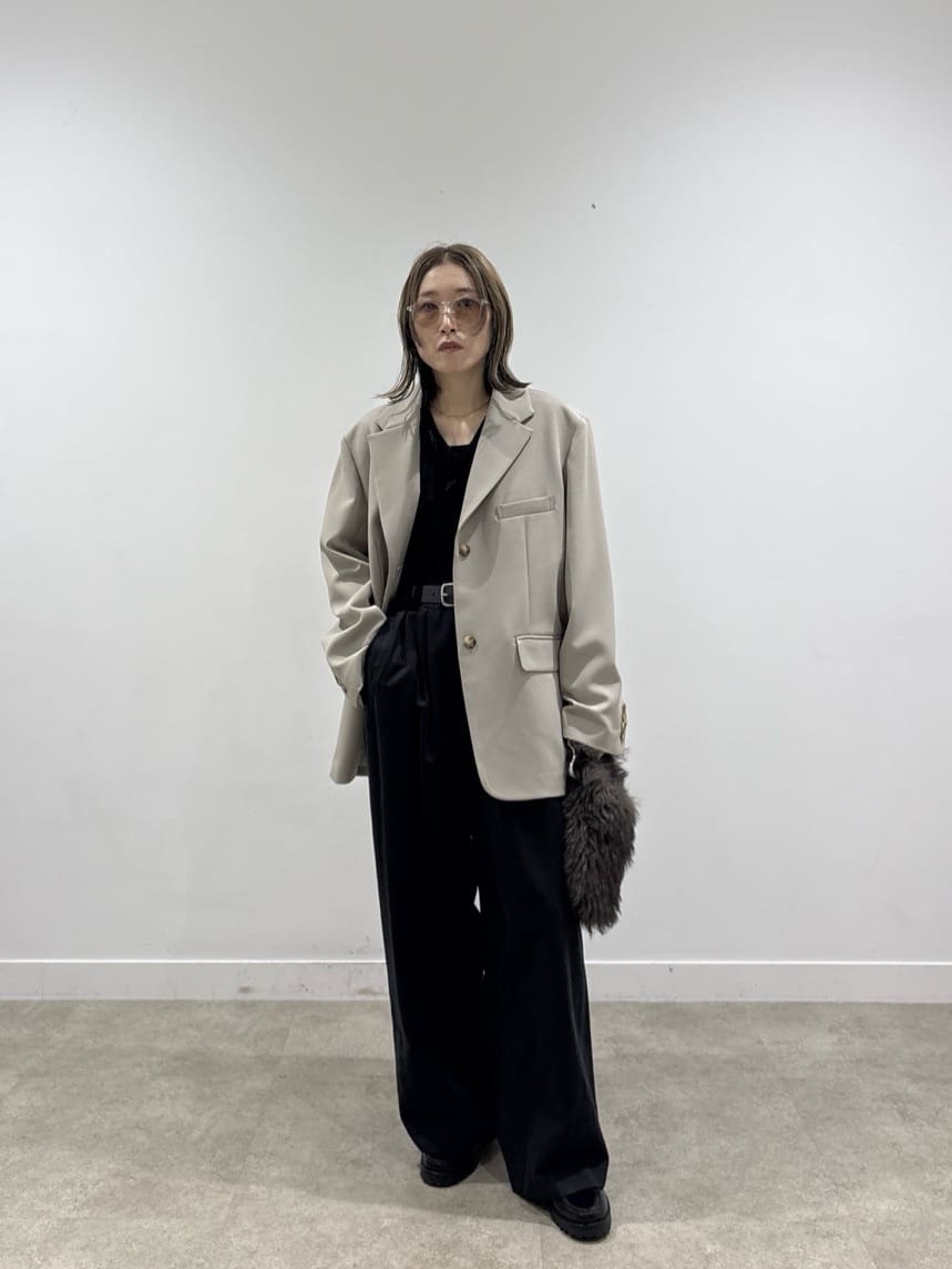 kotakiさんの「INDIVI｜ダブルクロスオーバージャケット」を使ったコーディネート