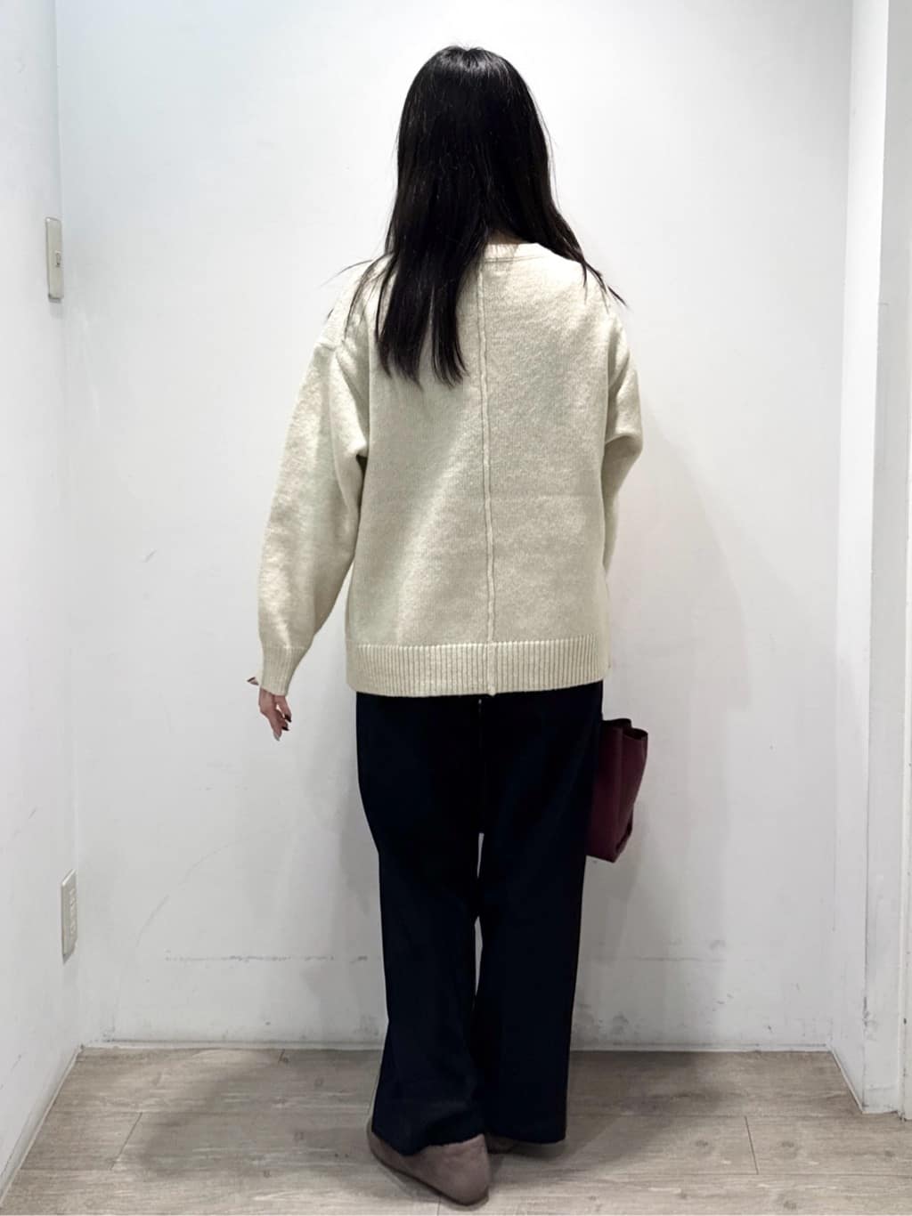 yuicciさんの「OPAQUE.CLIP｜リラクシークルーネックニット【洗濯機OK】」を使ったコーディネート