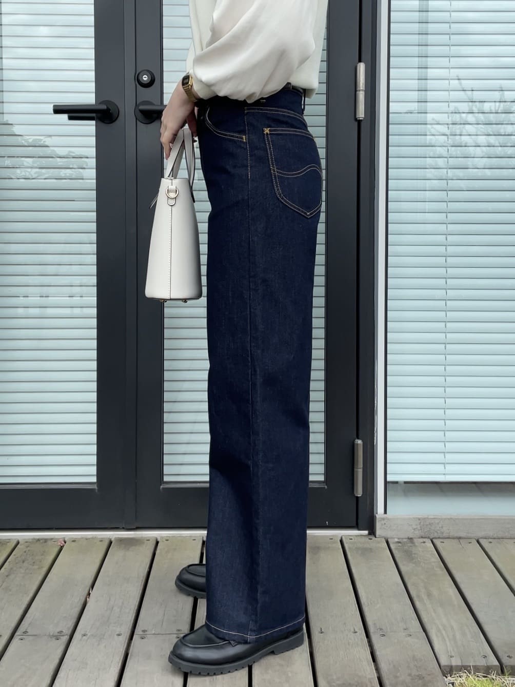 NATSUMIさんの「grove｜【Lee&times;grove別注】STRAIGHT DENIM PANTS」を使ったコーディネート