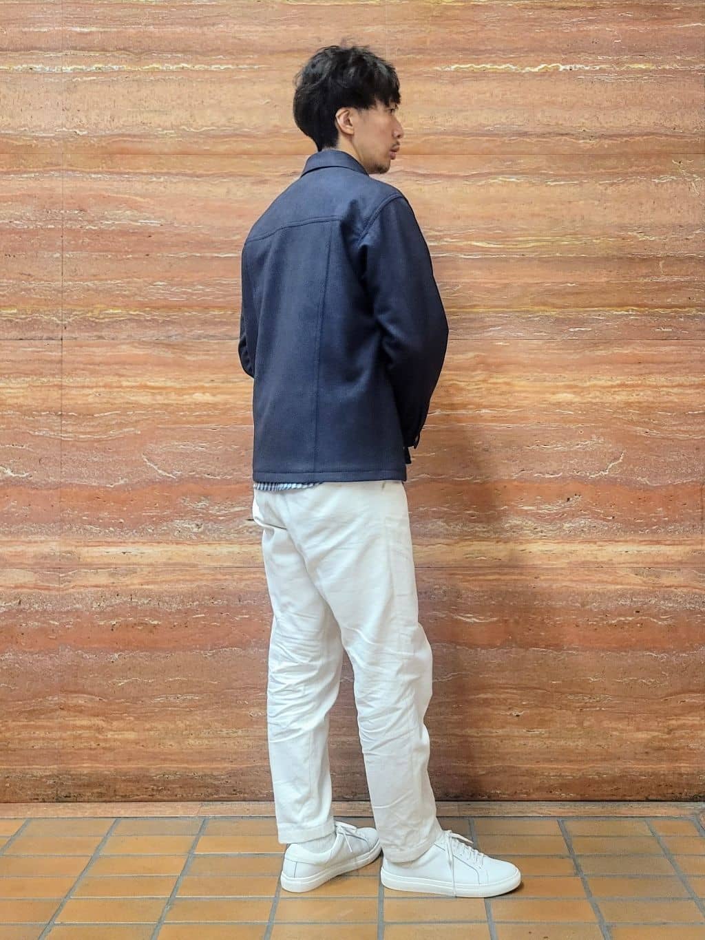 piroyaさんの「TAKEO KIKUCHI｜【Air Palette Knit】ワンポイント カラーニット プルオーバー」を使ったコーディネート