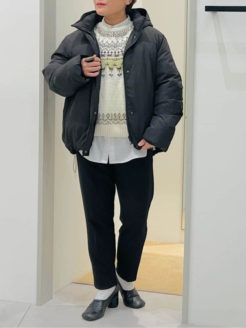 タナさんの「THE SHOP TK｜【ぎゅっとされているような暖かさ】撥水中綿ブルゾン」を使ったコーディネート