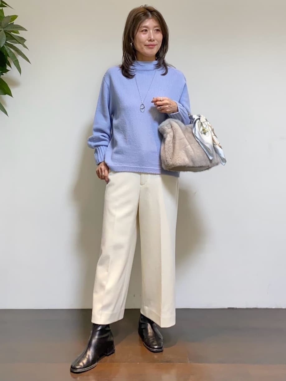 tomoさんの「UNTITLED｜【ウール100%/ウエスト後ろゴム】 クロップドワイドパンツ」を使ったコーディネート
