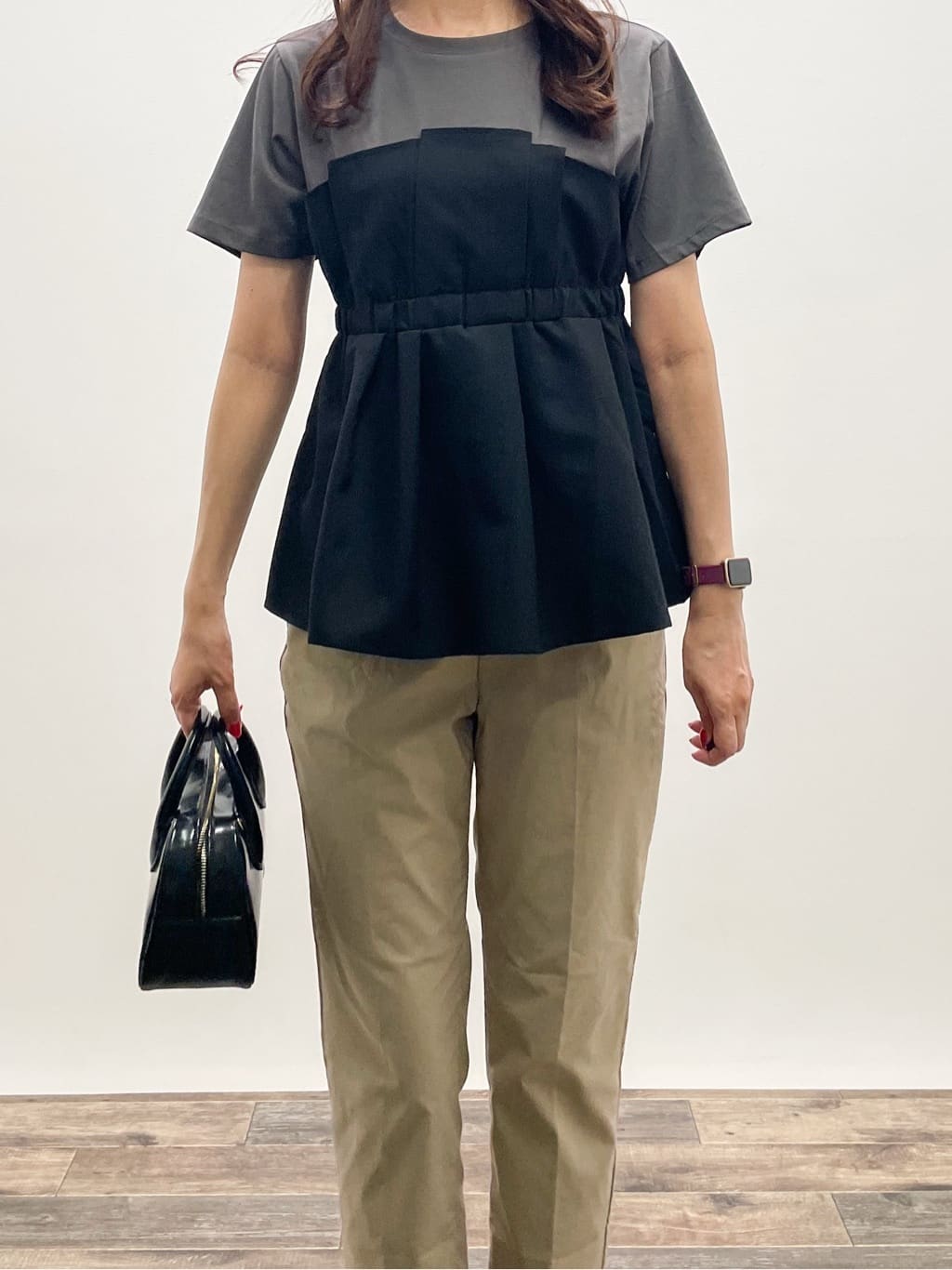 Aikoさんの「OPAQUE.CLIP｜タックビスチェドッキングカットソー【洗濯機洗い可】」を使ったコーディネート