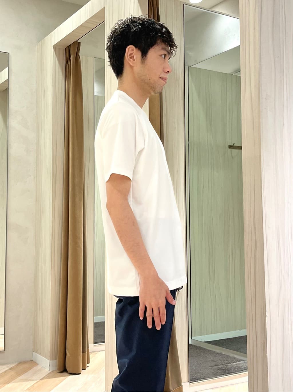 URAさんの「TAKEO KIKUCHI｜【抗菌防臭】COOL DOTS（R）ドビープリント パンツ」を使ったコーディネート