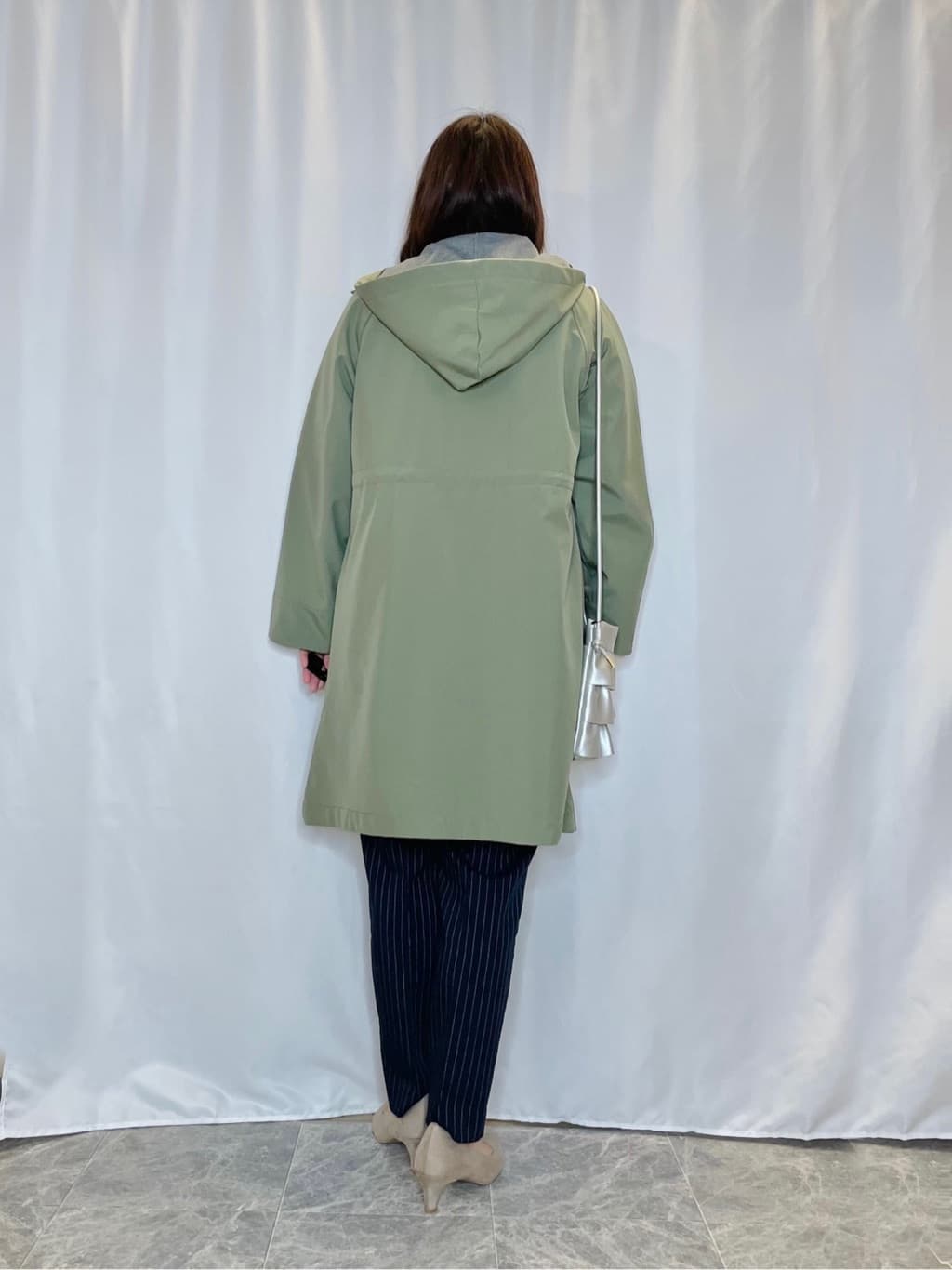 Ayaさんの「SHOO･LA･RUE｜【洗える/SS-3L】すっきりキレイにかっこよく 大人のテーパードパンツ」を使ったコーディネート
