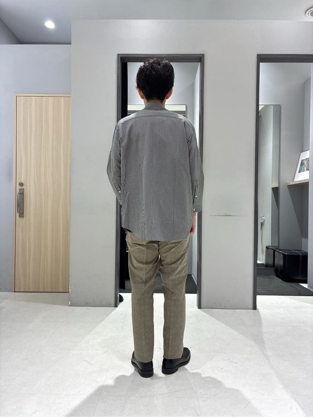わいずみさんの「TAKEO KIKUCHI｜【抗菌防臭／5サイズ展開】ハイゲージポンチ Tシャツ」を使ったコーディネート