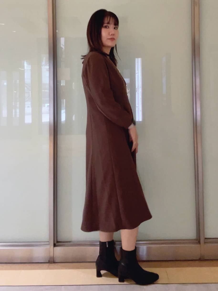 mayutaさんの「INDIVI｜【エアリー素材】ブークレ着流しニットカーディガン」を使ったコーディネート