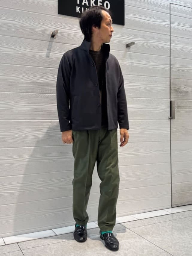 井出恭輔さんの「TAKEO KIKUCHI｜【DOWN FABRIC】ダウンファブリック スタンドカラーブルゾン」を使ったコーディネート