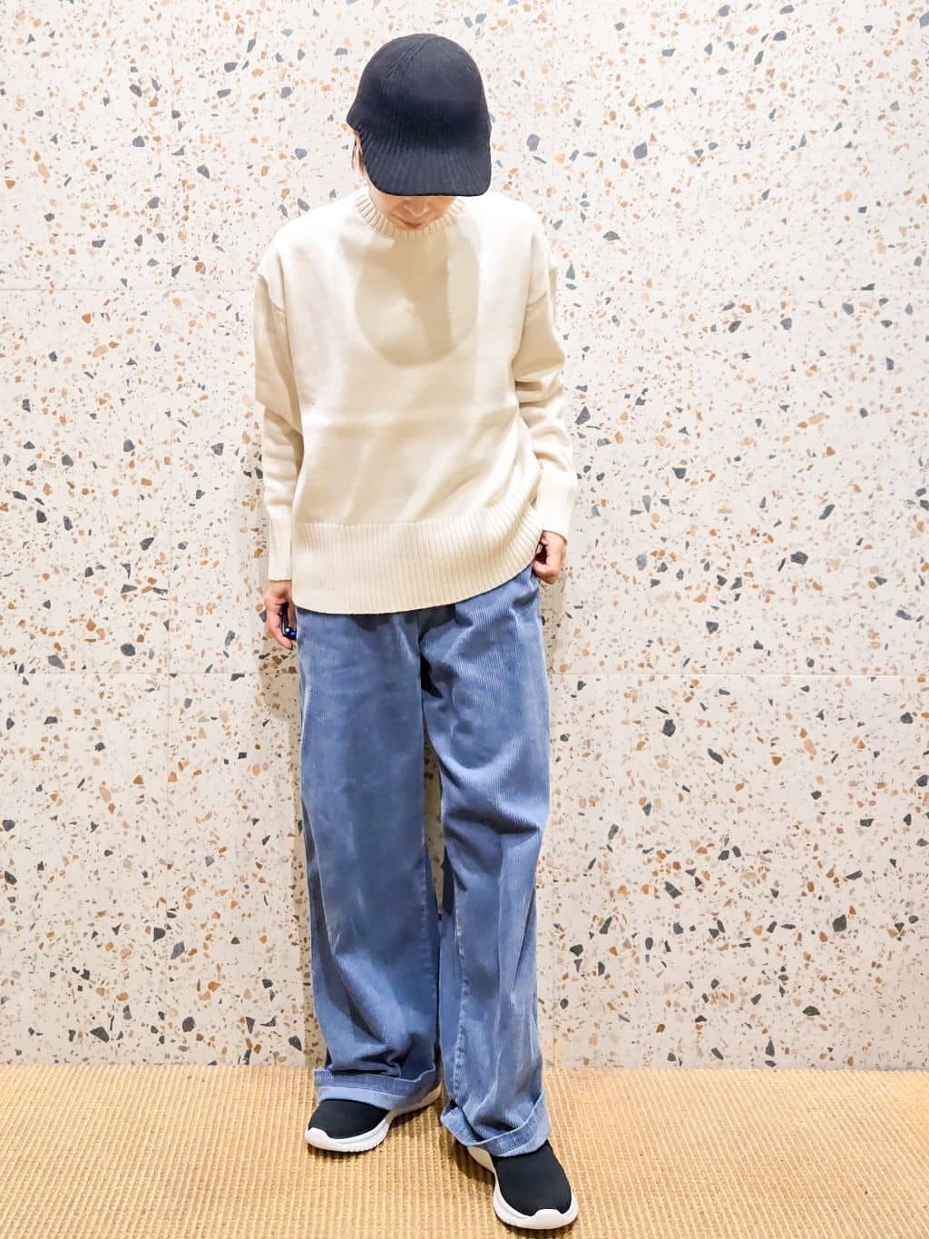 yoshimiさんの「OPAQUE.CLIP｜コーデュロイワイドパンツ【洗濯機OK】」を使ったコーディネート