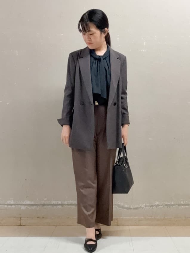  Aさんの「Reflect｜スクエアバックルベルト」を使ったコーディネート