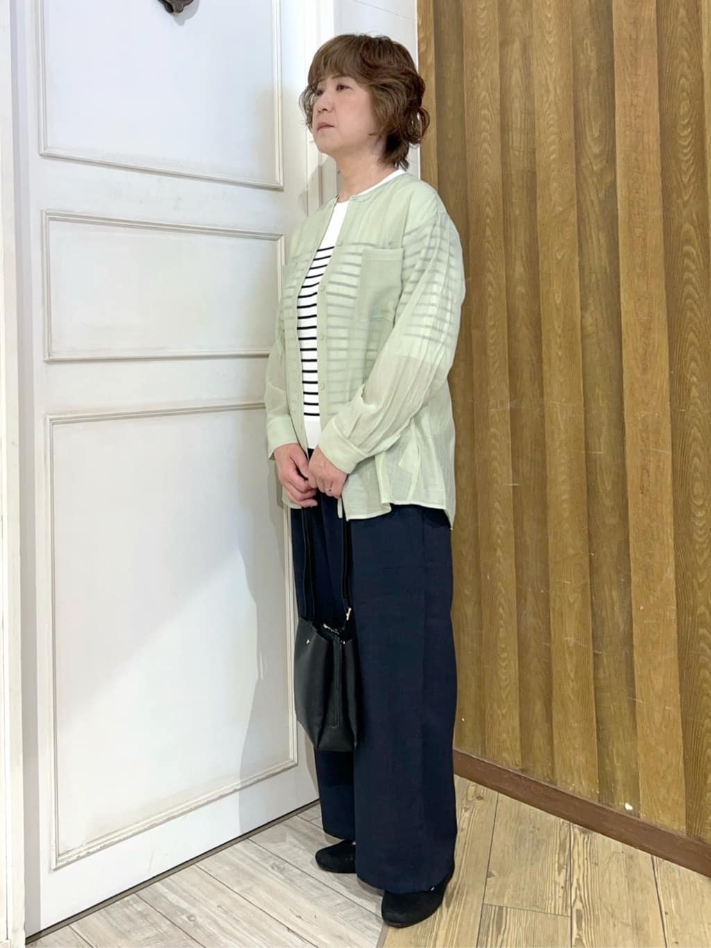 yuriyuriさんの「SHOO･LA･RUE｜◆【高レビュー/洗える/S-LL】季節の変わり目から活躍 5分袖ニット」を使ったコーディネート