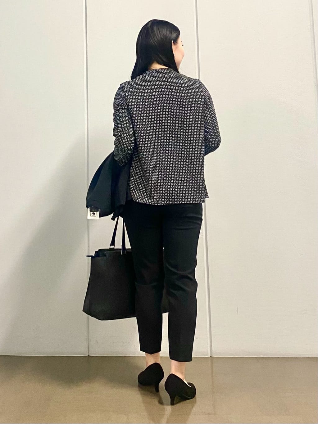 misakiさんの「INDIVI｜【洗える／UVケア／スーツ】ストレッチノーカラージャケット」を使ったコーディネート