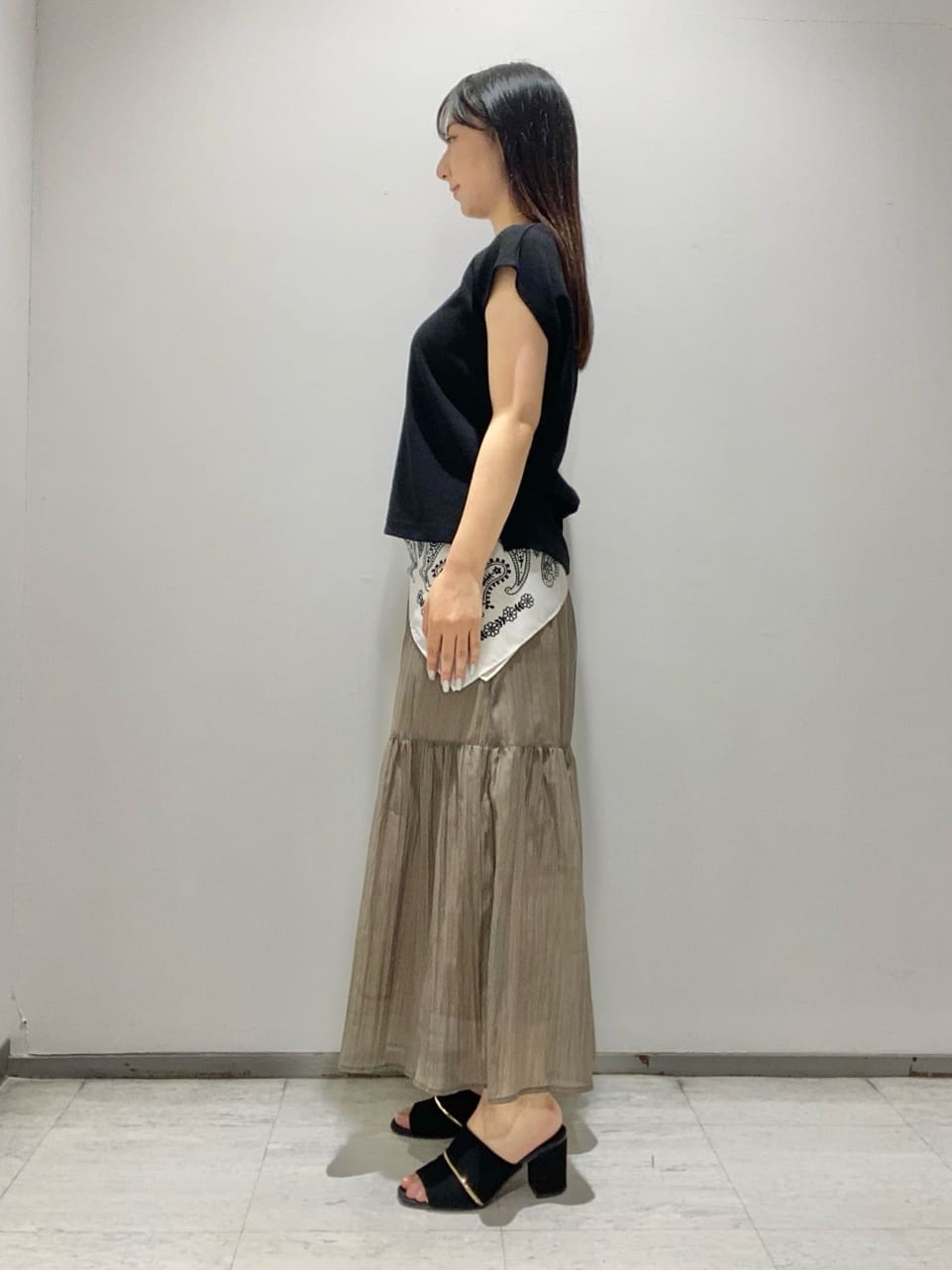 meiさんの「INDIVI｜【2点セット／着回し◎】ノースリーブ＆ティアードスカート カセット服」を使ったコーディネート