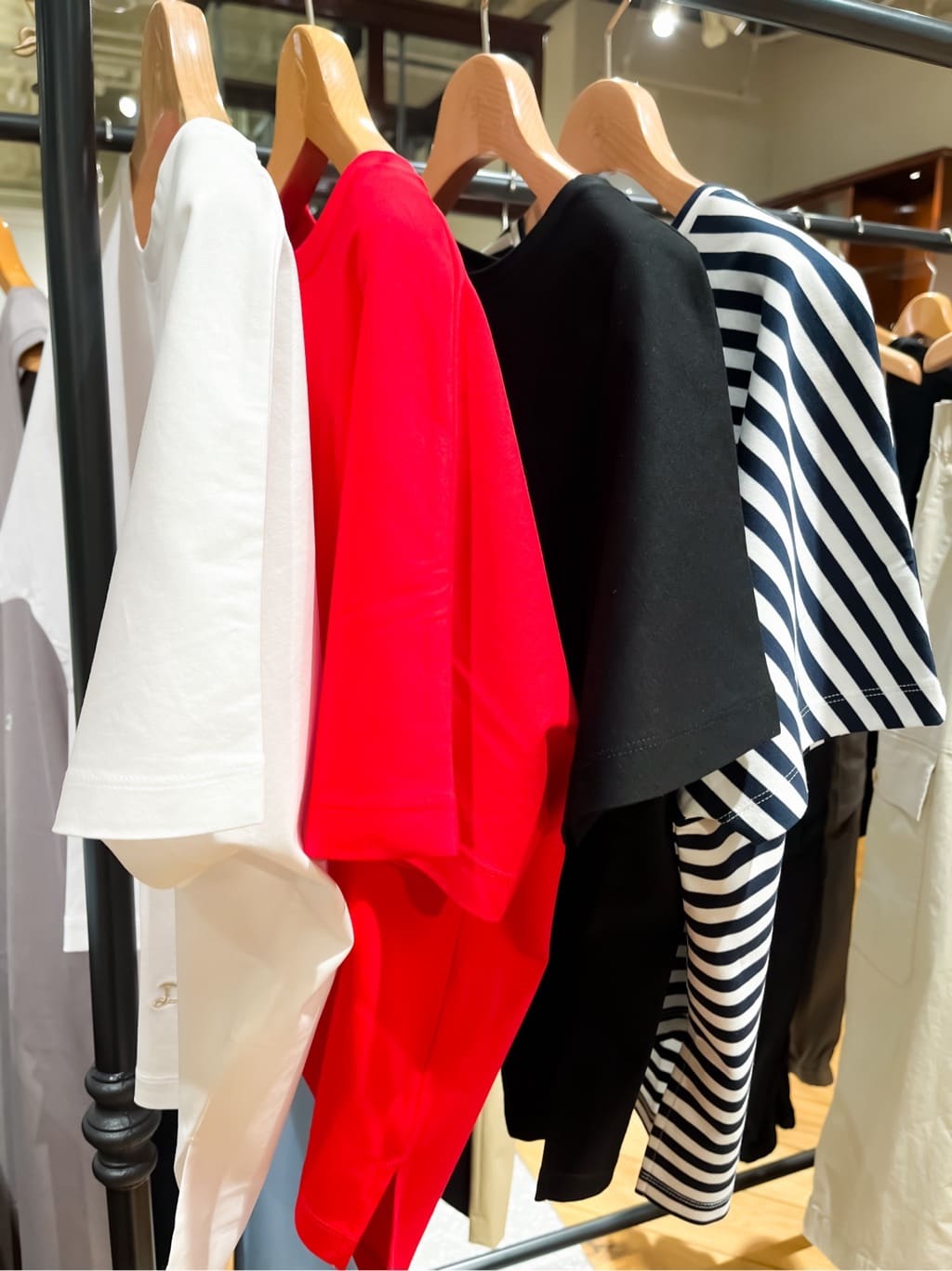 HOMMAさんの「DRESSTERIOR｜」を使ったコーディネート