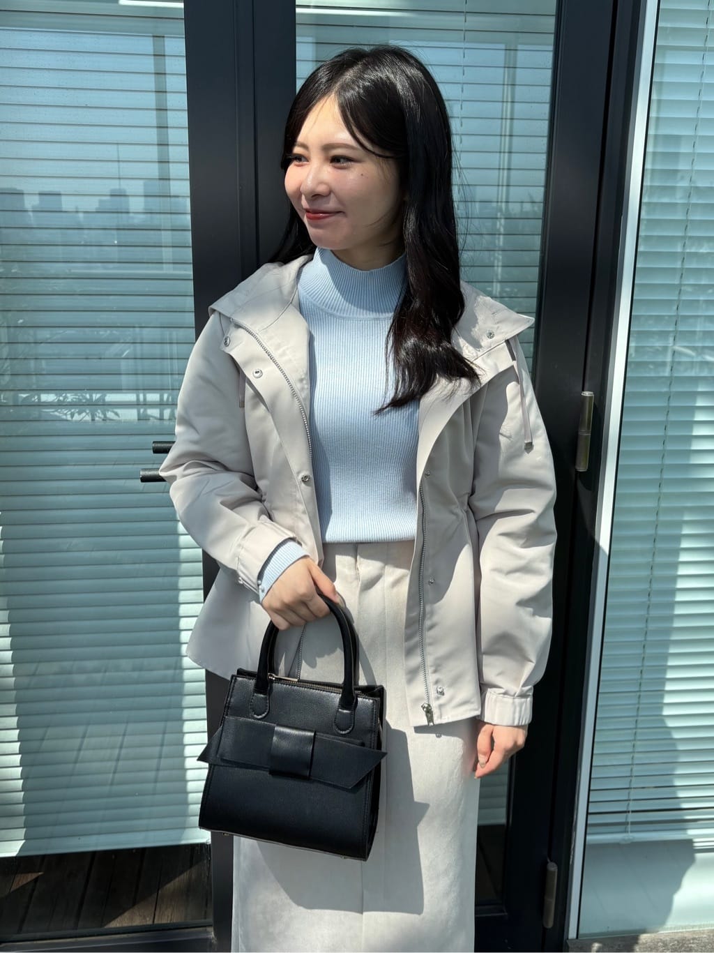 AOIさんの「Couture brooch｜【多機能・フェミニン】パール調リブニット」を使ったコーディネート