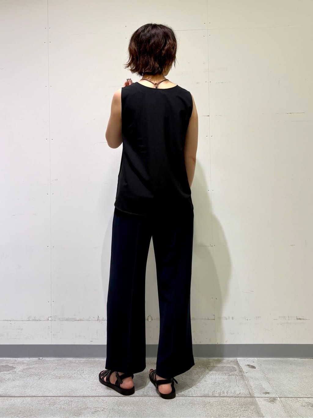 yuriさんの「INDIVI｜【着る日傘／遮熱／UVケア】ワイドパンツ」を使ったコーディネート