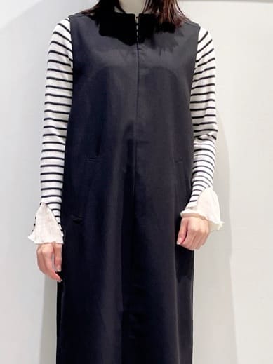 haruさんの「grove｜【2WAY/美シルエット】着こなし自在のジャンドレワンピース」を使ったコーディネート