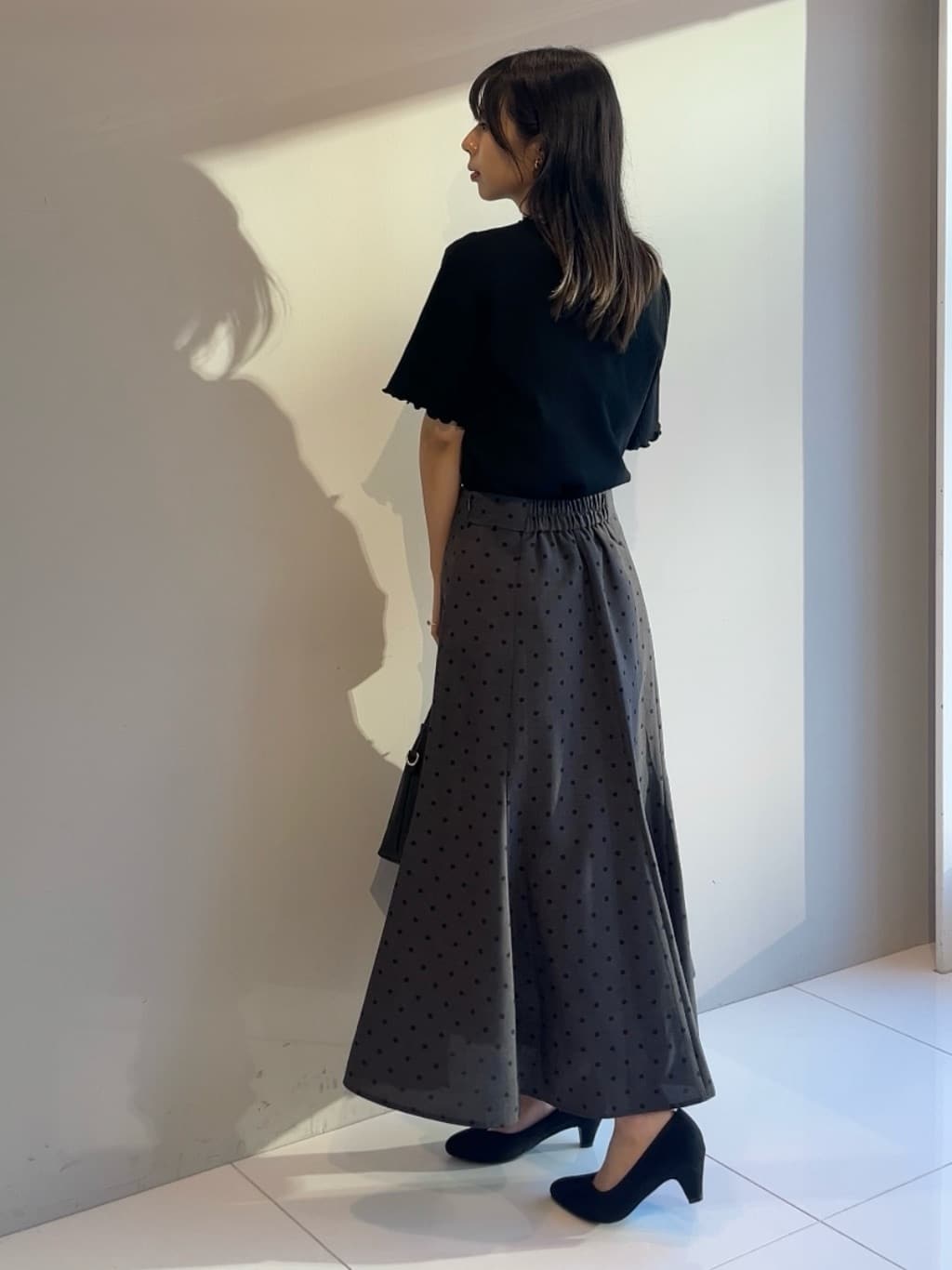 cotaniさんの「grove｜ドットで華やぐ　軽やかマーメイドスカート」を使ったコーディネート