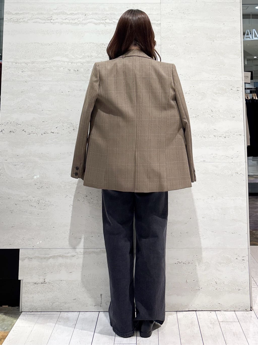 かほさんの「OPAQUE.CLIP｜【抗菌防臭加工／通勤対応可能】デザインバックルポインテッドパンプス」を使ったコーディネート