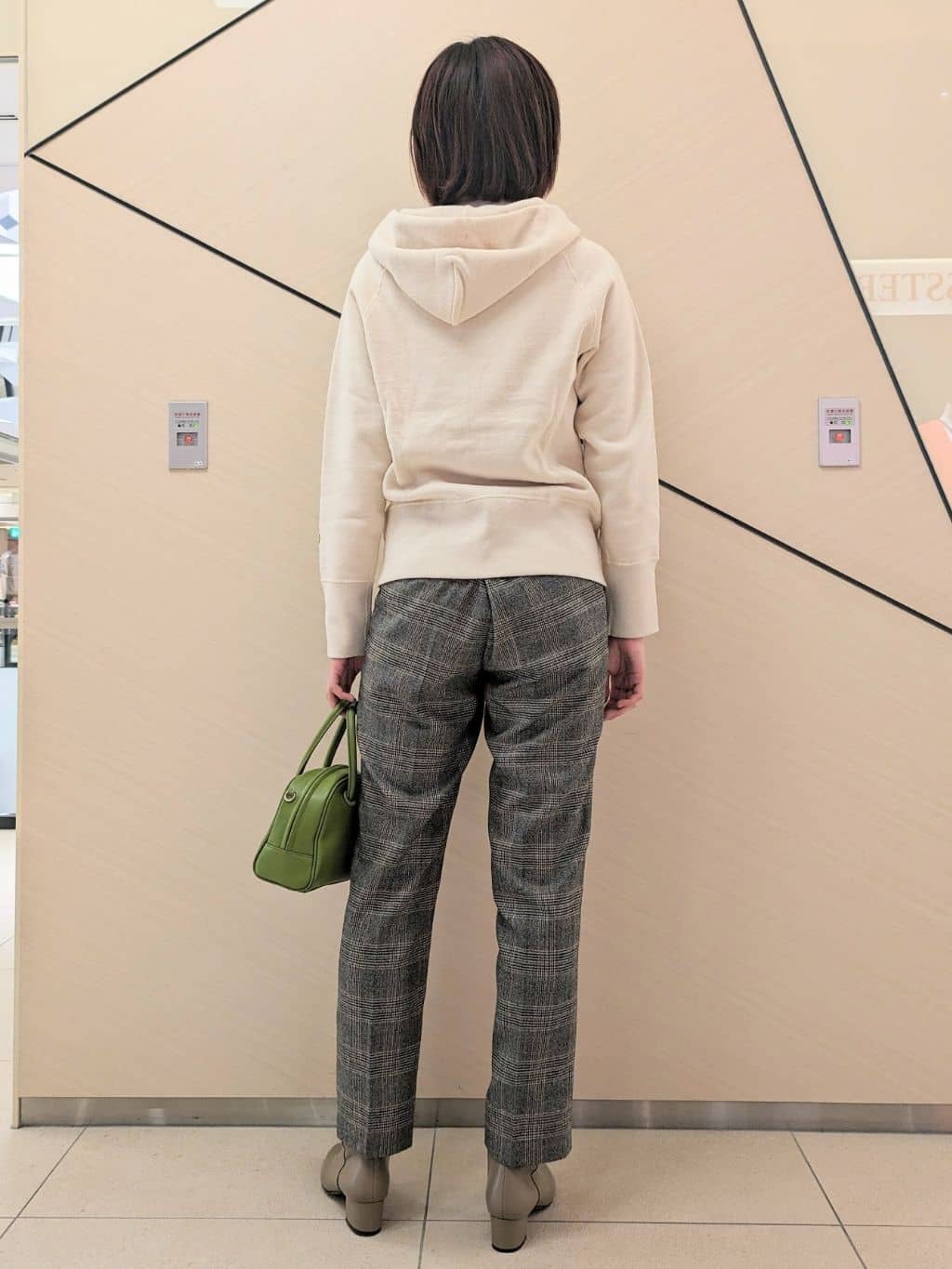saoriさんの「DRESSTERIOR｜デキシー吊裏毛ジップアップパーカ」を使ったコーディネート