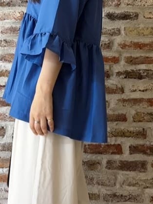 tokiさんの「THE SHOP TK｜フリルチュニックブラウス【洗濯機OK】」を使ったコーディネート