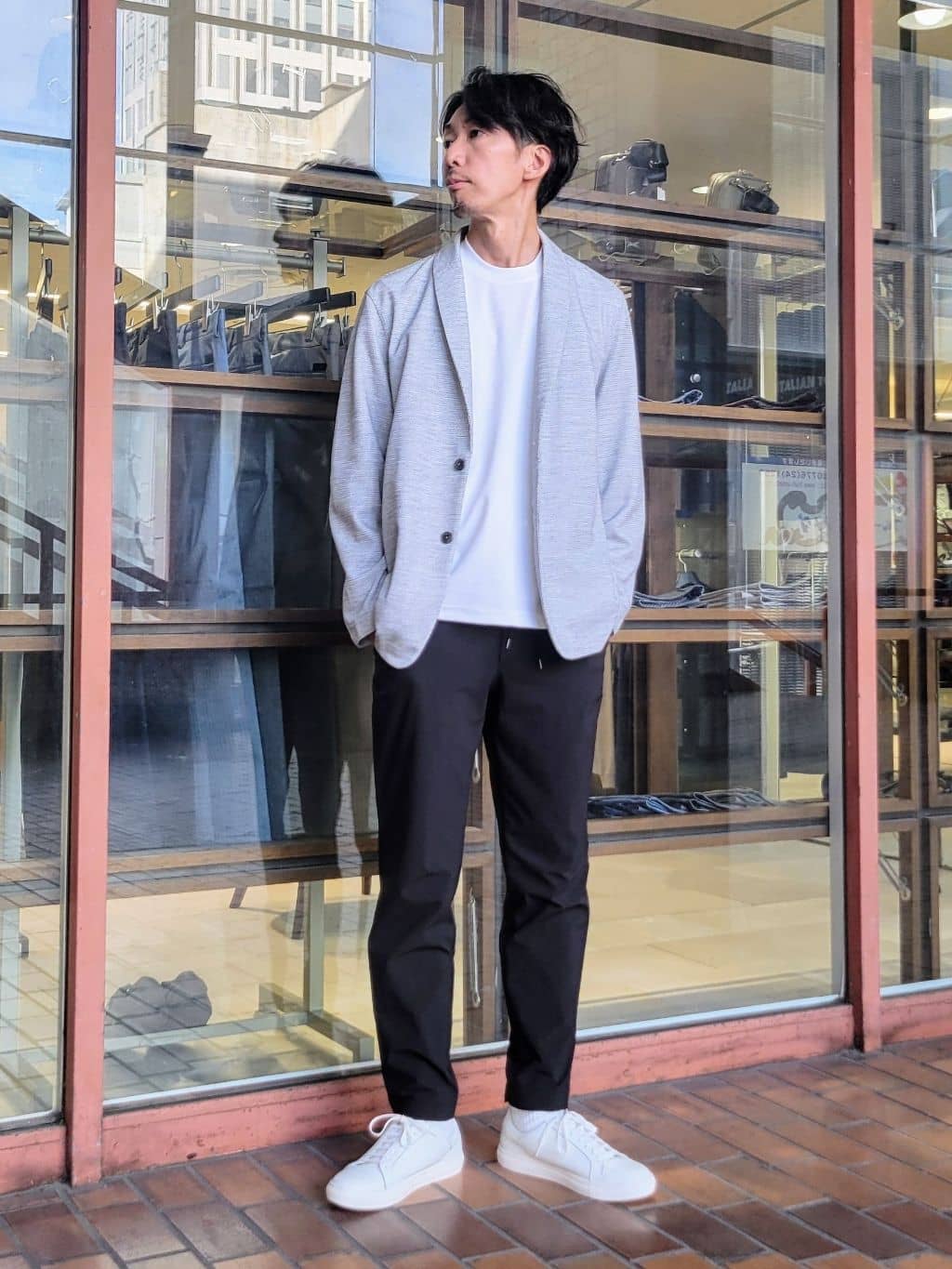 piroyaさんの「TAKEO KIKUCHI｜【尾州織】ショールカラー カーディガン」を使ったコーディネート