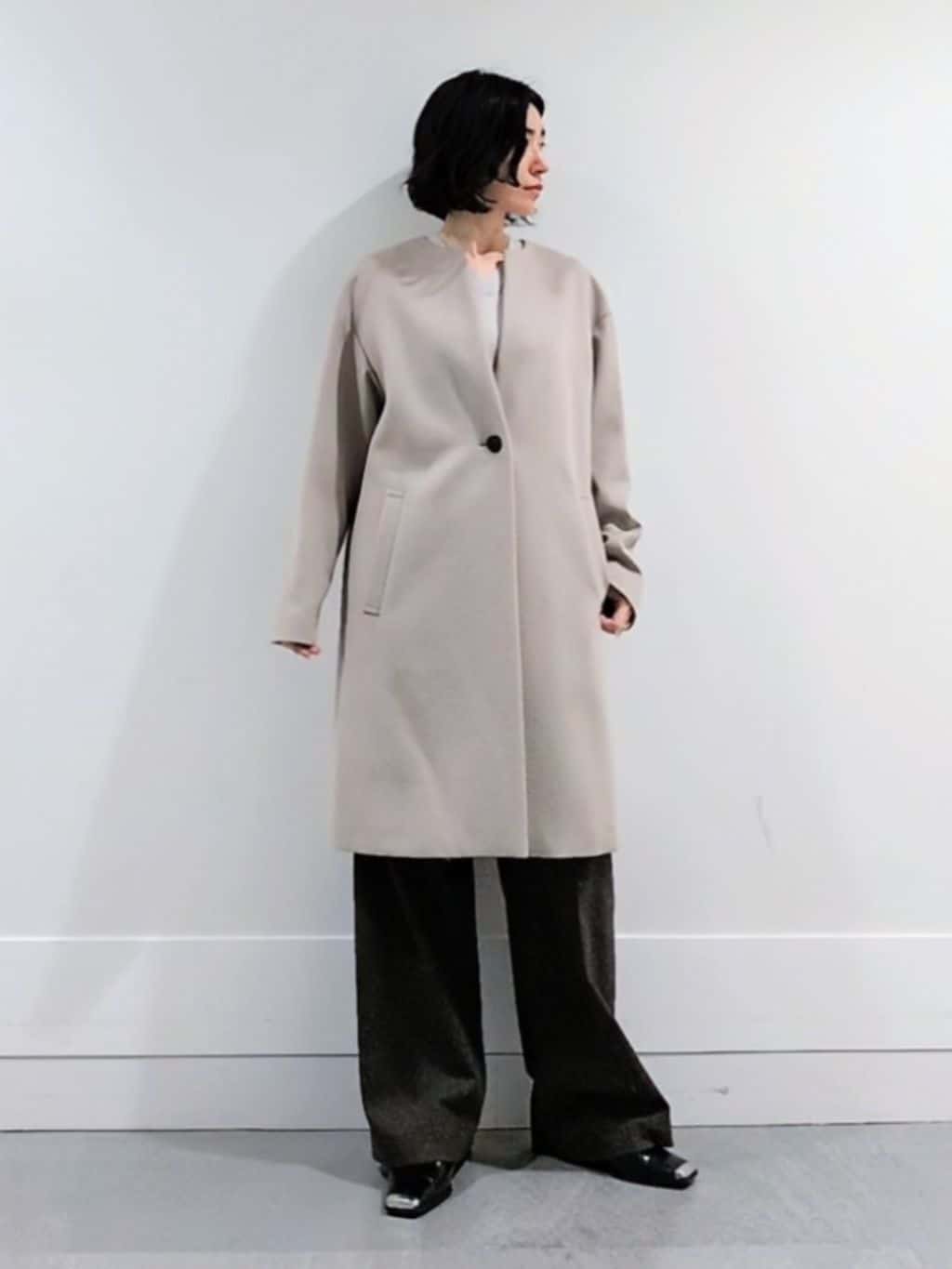 ミズタさんの「UNTITLED｜【日本製／通勤／フォーマル】カシミヤ混ノーカラーコート」を使ったコーディネート