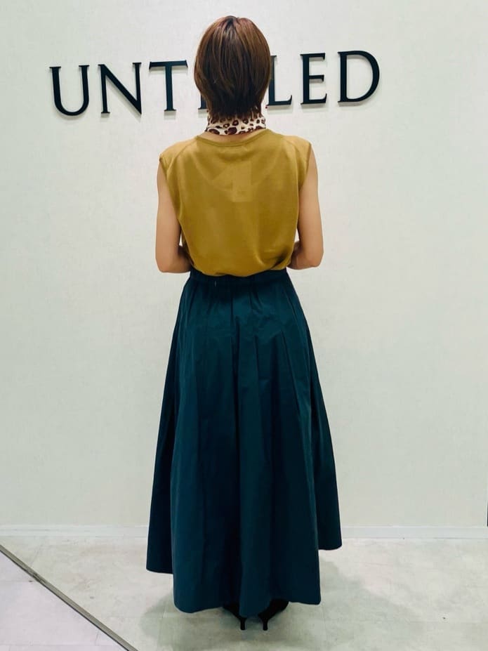 yukiさんの「UNTITLED｜【アンサンブル可/洗える】シアーノースリーブ プルオーバー」を使ったコーディネート