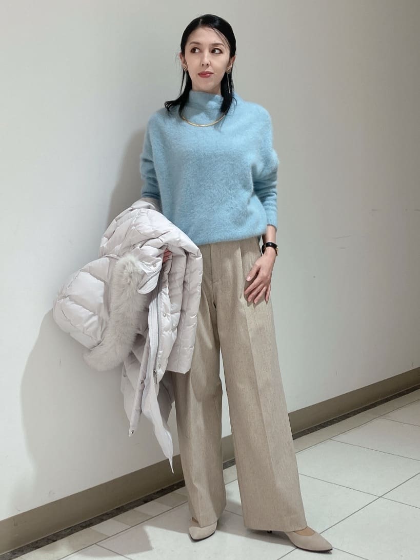 環さんの「UNTITLED｜【大人な品格/ふわふわニット】フォックスカシミヤ コクーンニット」を使ったコーディネート