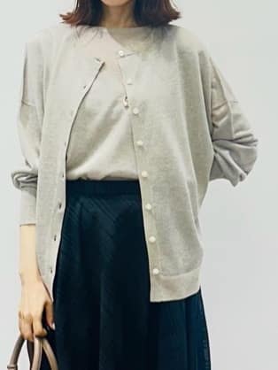 Miwaさんの「UNTITLED｜【アンサンブル可/洗える】シアーノースリーブ プルオーバー」を使ったコーディネート