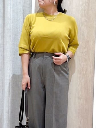 naoさんの「grove｜【ひんやり多機能】やわらかドライタッチ 袖口シアードッキングプルオーバー」を使ったコーディネート