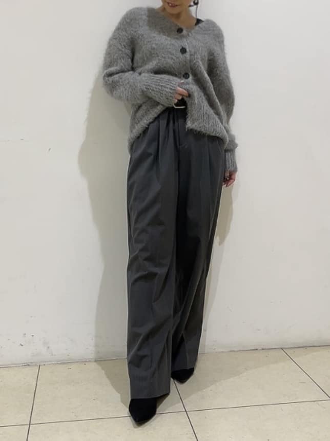 watanabeさんの「UNTITLED｜【ゆったり】アルパカ混シャギー カーディガン」を使ったコーディネート