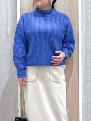 naoさんの「grove｜【洗える】ふんわりウール混ボトルネックニット」を使ったコーディネート