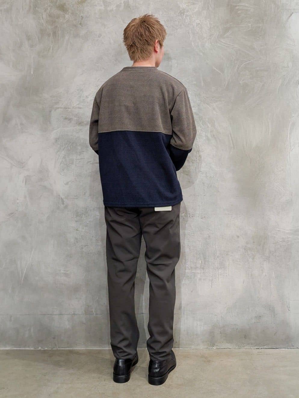 daiさんの「THE SHOP TK｜バイカラー モール風長袖Tシャツ」を使ったコーディネート