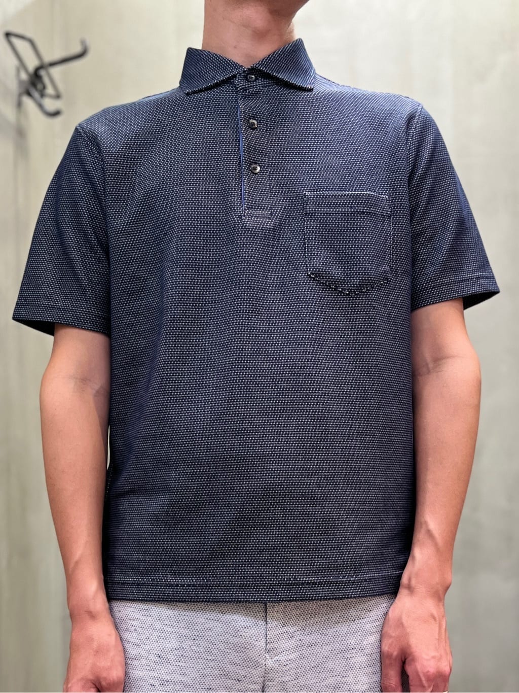 mutoさんの「TAKEO KIKUCHI｜【抗菌防臭／9色5サイズ展開】ハニカムメランジ ポロシャツ」を使ったコーディネート