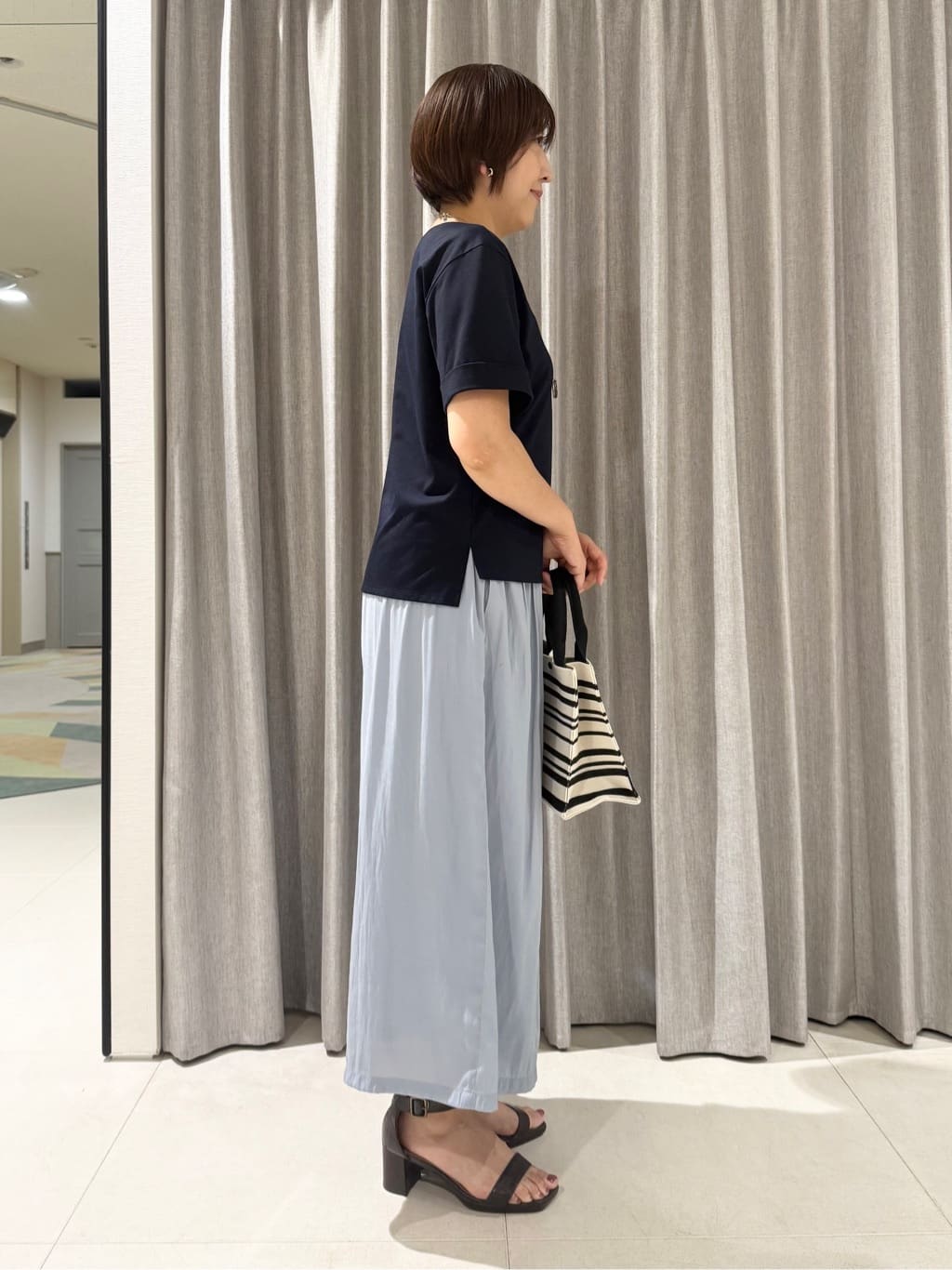 Satさんの「COUP DE CHANCE｜◆【手洗い可】リラクシーフレアパンツ」を使ったコーディネート