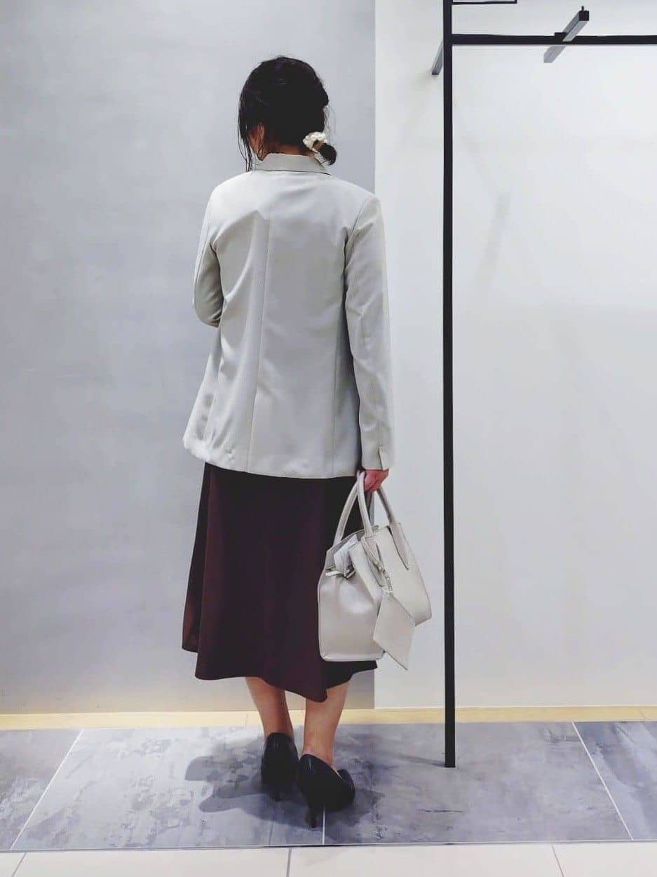 TOMOMIさんの「INDIVI｜◆【合皮／マルチWAY／サブバッグ付】ミニショルダーバッグ」を使ったコーディネート