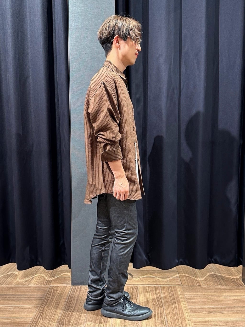 tomoyaさんの「THE SHOP TK｜【好評につき再入荷！】ジオメトリックリンクス半袖Tシャツ」を使ったコーディネート