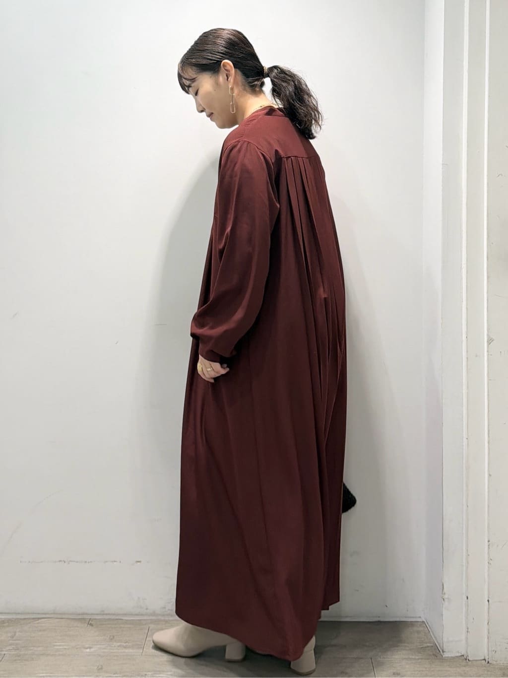 sumicaさんの「OPAQUE.CLIP｜バックプリーツワンピース【洗濯機OK】」を使ったコーディネート