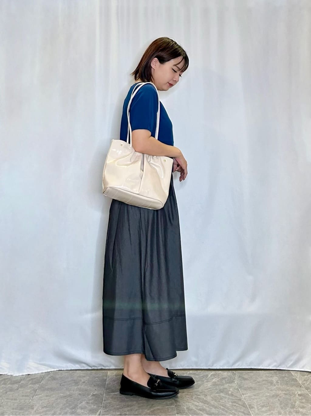 ネリさんの「SHOO･LA･RUE｜【洗える/S-LL/前後2WAY】きれい見え 刺繍ニットカーディガン」を使ったコーディネート