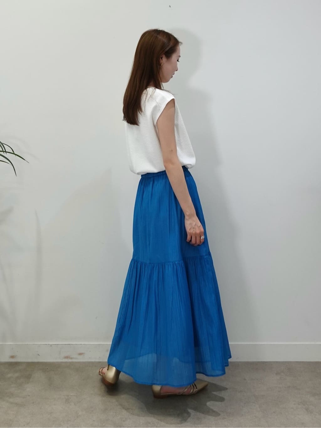 mitsukiさんの「INDIVI｜【2点セット／着回し◎】ノースリーブ＆ティアードスカート カセット服」を使ったコーディネート