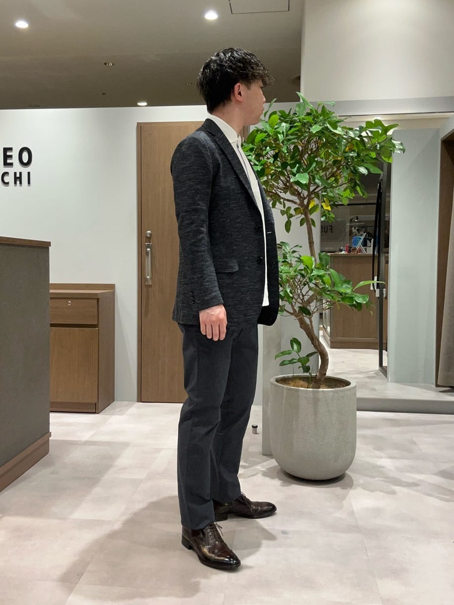 コウノ モトヤさんの「TAKEO KIKUCHI｜【尾州織】リネンブレンド メッシュ ジャケット」を使ったコーディネート