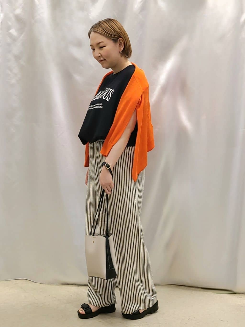 Chiiさんの「SHOO･LA･RUE｜◆【高レビュー】スポーティで上品 大人のためのテープスポサン」を使ったコーディネート