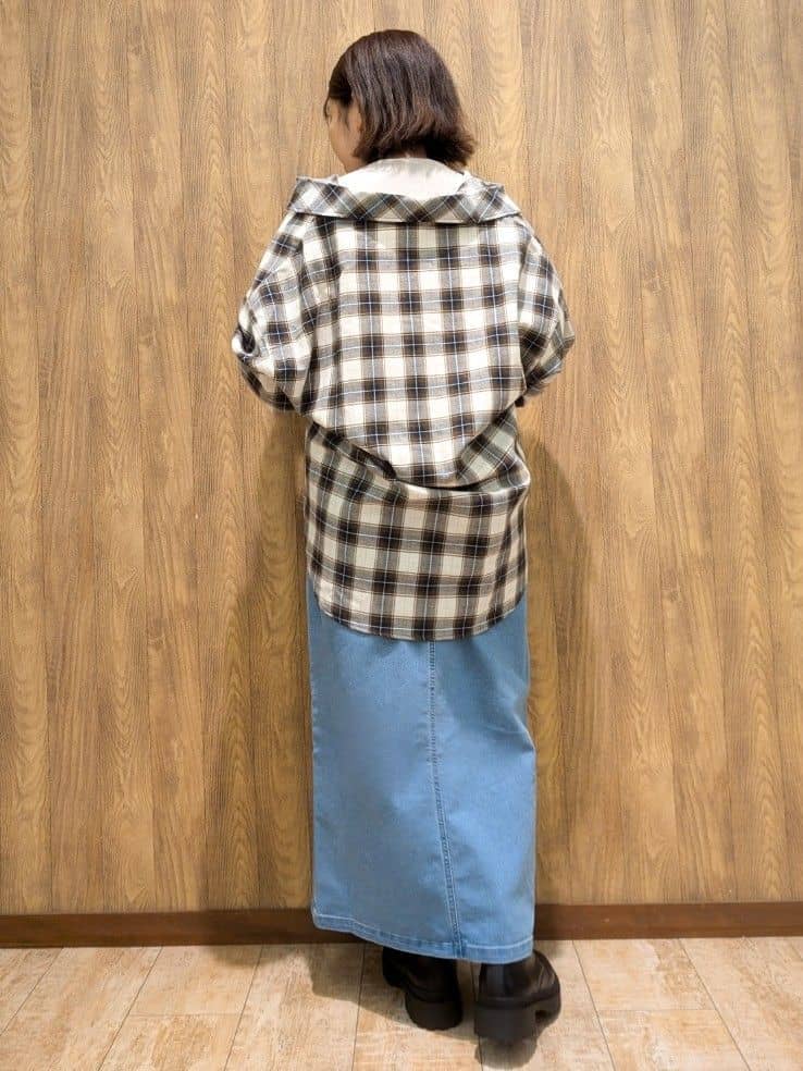 ｍｉｓａｋｉさんの「SHOO･LA･RUE｜」を使ったコーディネート