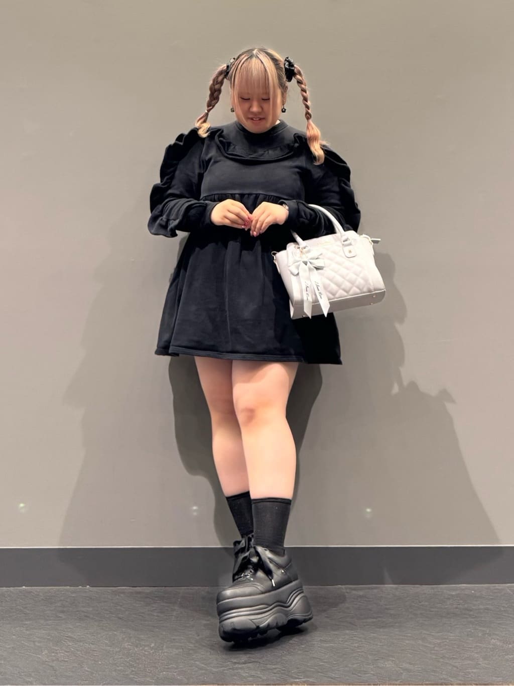 sayakaさんの「ESPERANZA｜厚底スニーカー」を使ったコーディネート