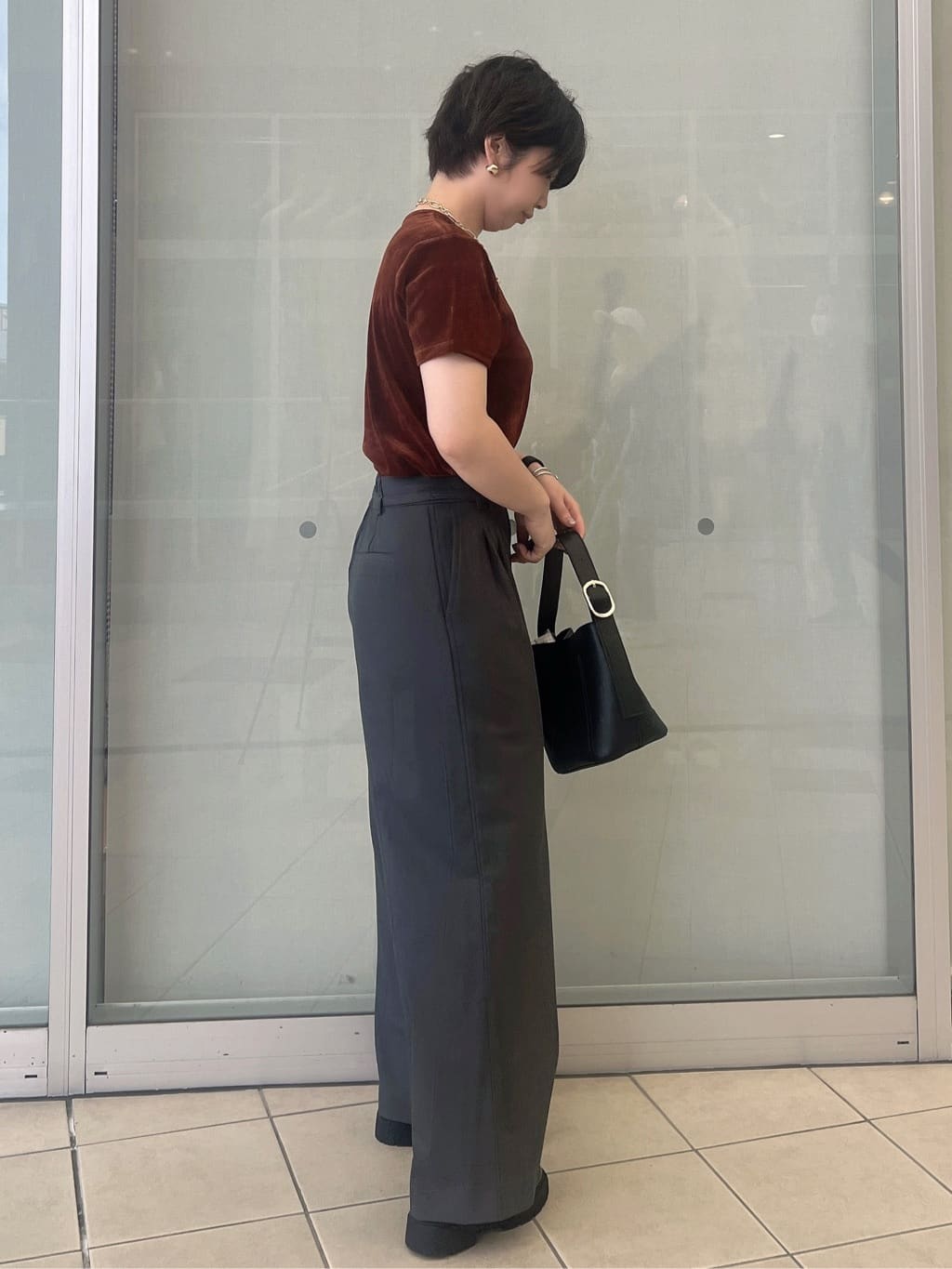 yo-koさんの「OPAQUE.CLIP｜フロッキーチュールTシャツ【洗濯機洗い可】」を使ったコーディネート