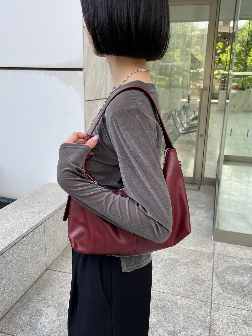 NATSUMIさんの「grove｜シアーカットベロアロンT」を使ったコーディネート