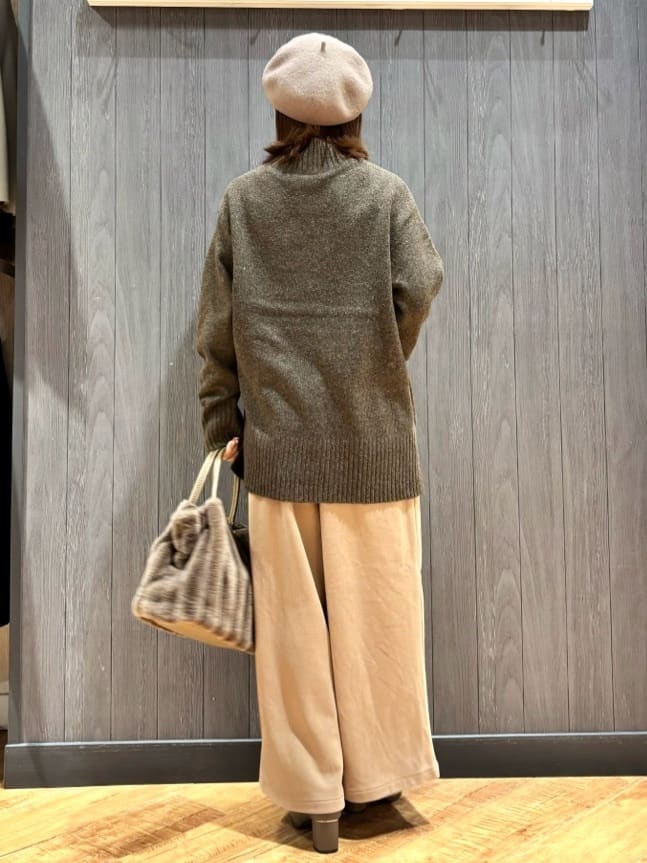 meiさんの「SHOO･LA･RUE｜【S-LL】ゆるシルエットな メランジタートルニット」を使ったコーディネート